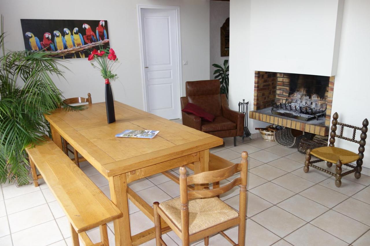 Maison Sur La Colline Cheminee Wifi Proche Thermes Aubin  Экстерьер фото